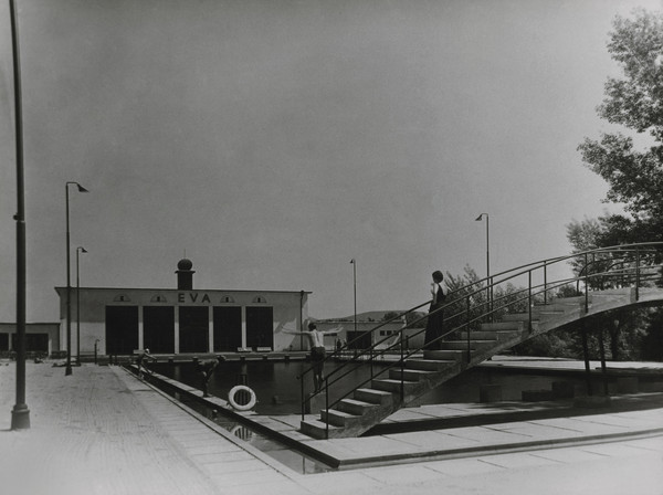 Rudolf Sandalo ml. / Ateliér de Sandalo Brno: Kúpalisko Eva v Piešťanoch. 1934. SNG Bratislava