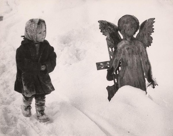 Martin Martinček: Dievčatko s anjelom (1963/1964)