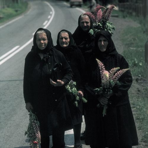 Karol Benický: Trúchliace ženy - Pohronie, 1985.